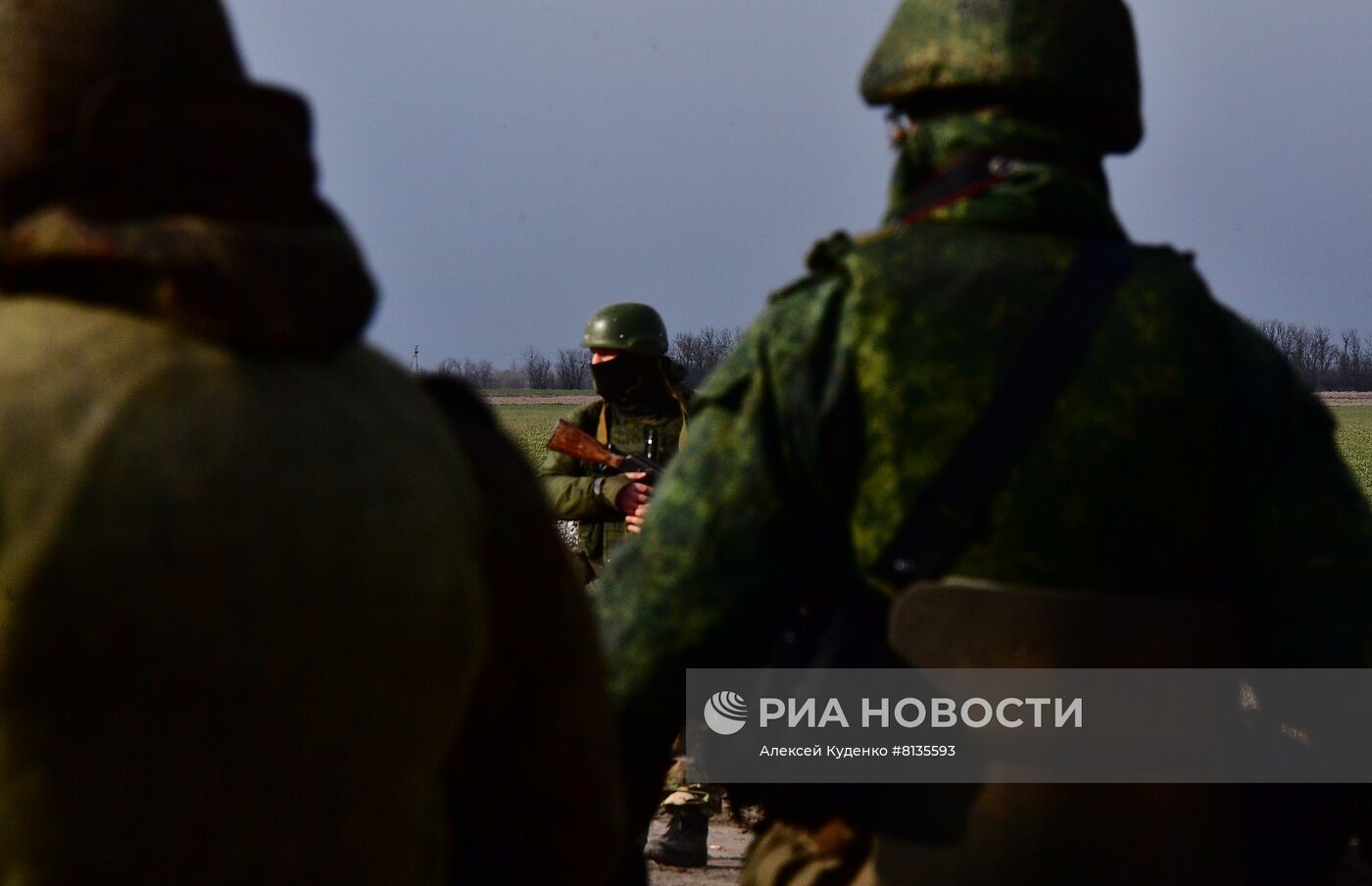 Блок-пост ДНР на дороге из Мариуполя