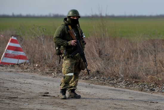 Помощь беженцам из окрестностей Мариуполя и жителям на территориях ДНР