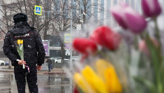 Международный женский день в России