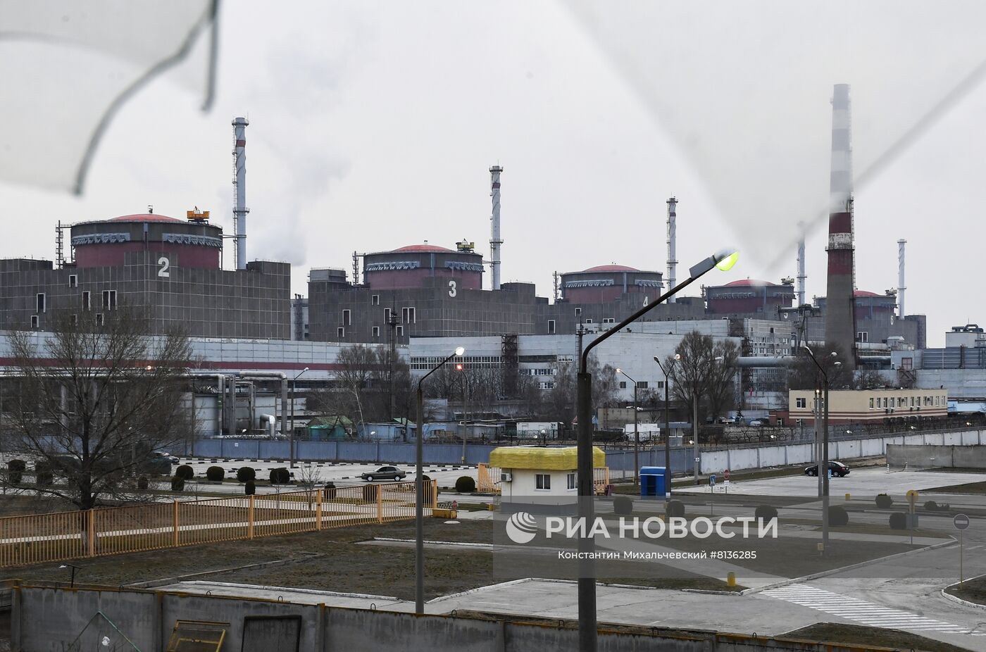 Запорожская АЭС находится под контролем российских военных