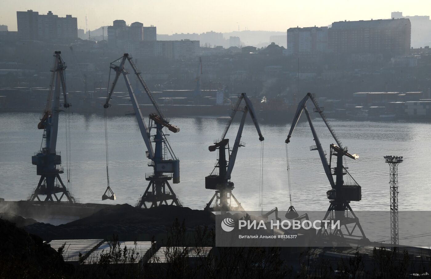 Города России. Владивосток