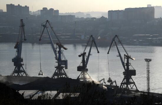 Города России. Владивосток