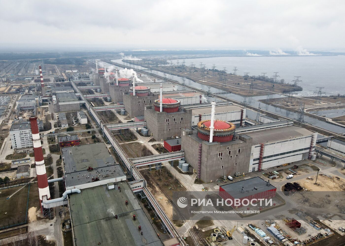 Запорожская АЭС находится под контролем российских военных