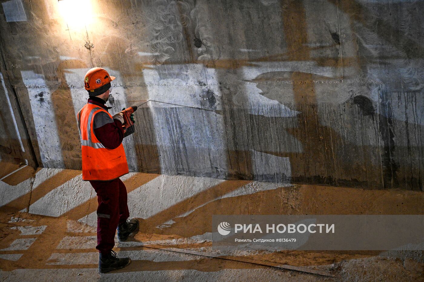 Строительство метро "Лианозово" 