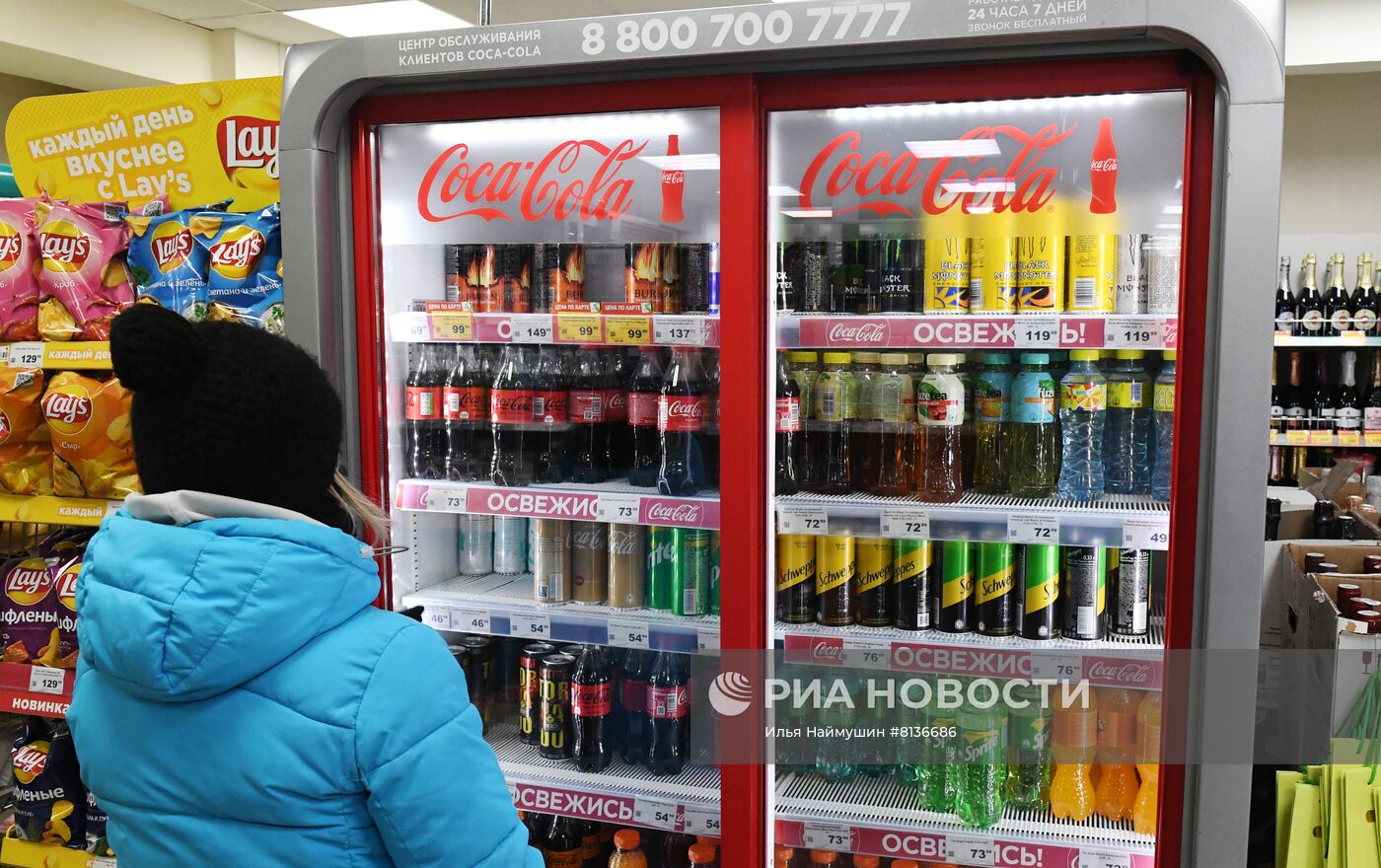 Coca-Cola и PepsiCo приостановили работу в России