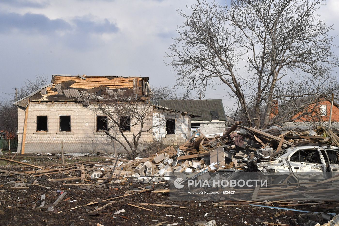Жизнь в освобожденном поселке Сартана в ДНР