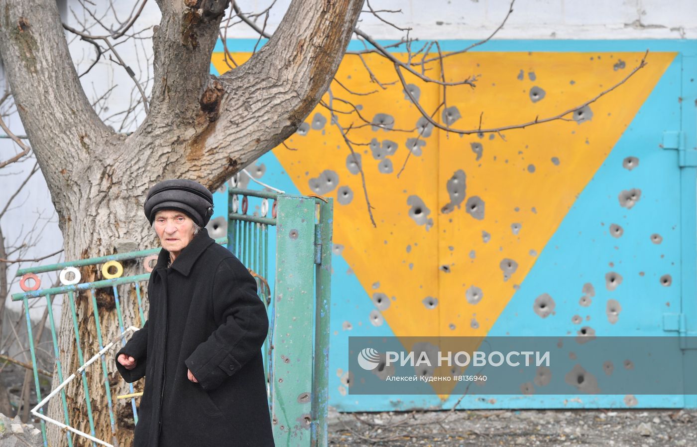 Жизнь в освобожденном поселке Сартана в ДНР
