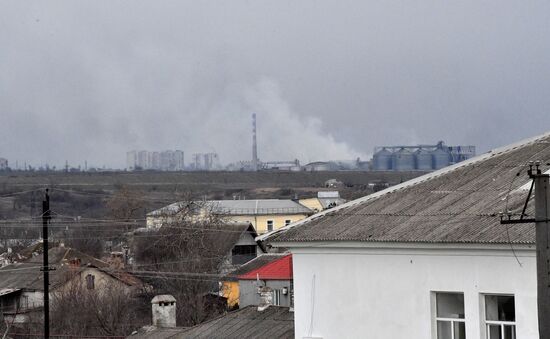 Жизнь в освобожденном поселке Сартана в ДНР