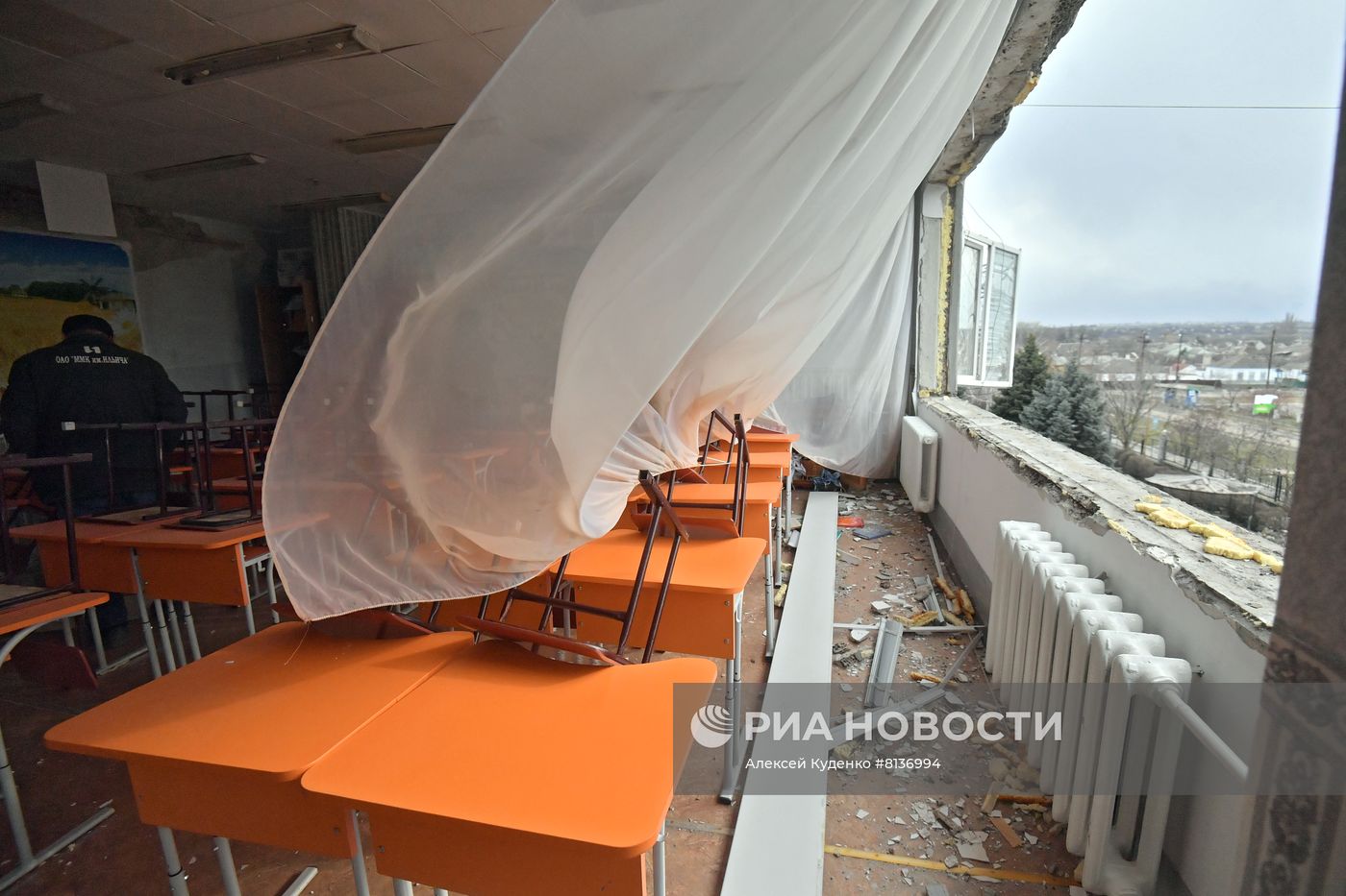 Жизнь в освобожденном поселке Сартана в ДНР