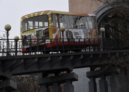 Работа фуникулера во Владивостоке