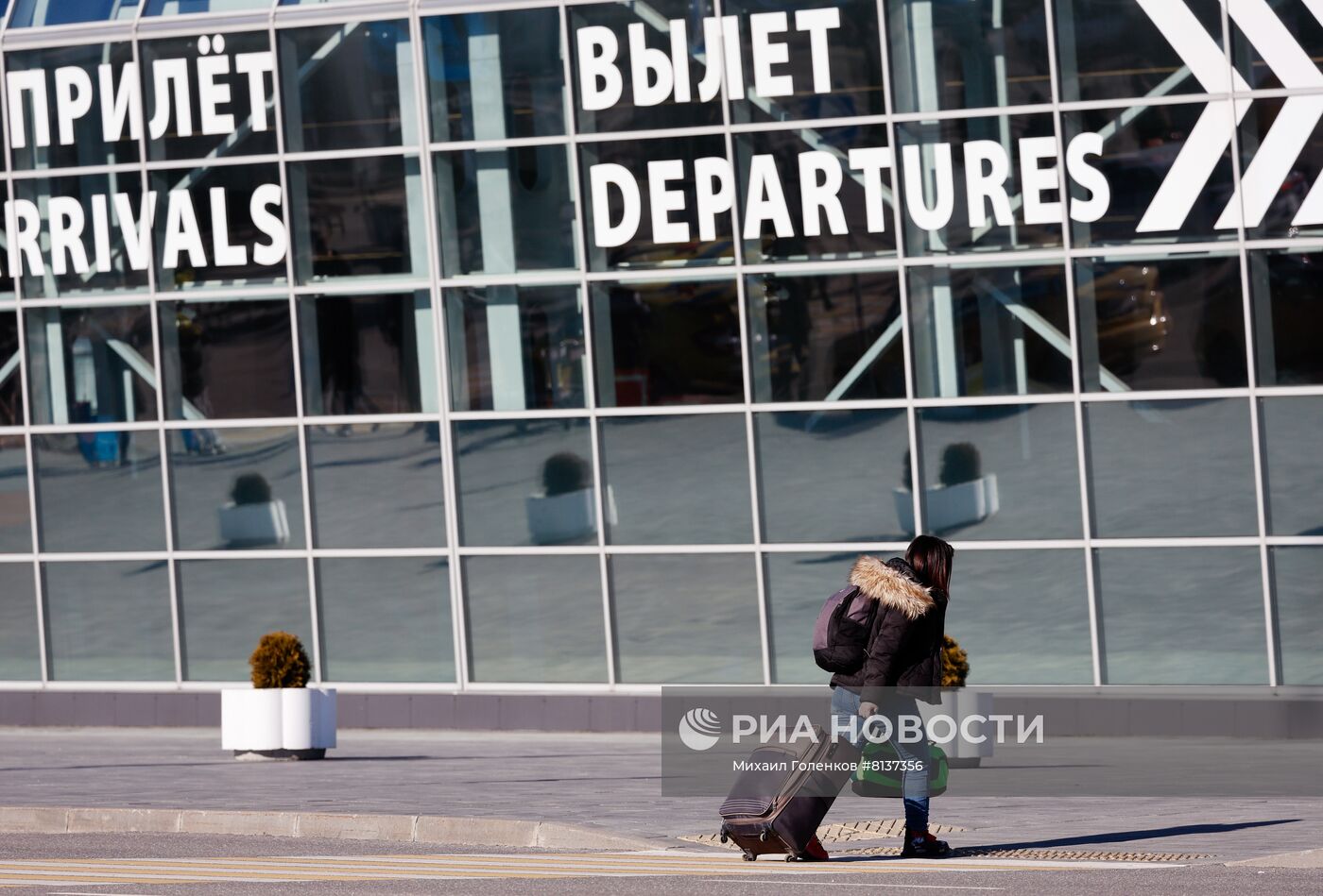 Работа международного аэропорта в Калининграде