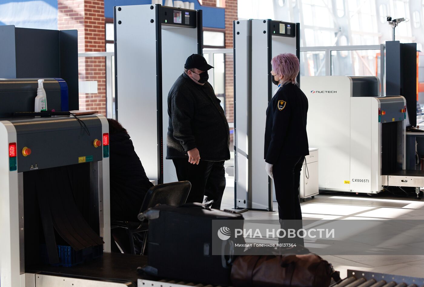 Работа международного аэропорта в Калининграде