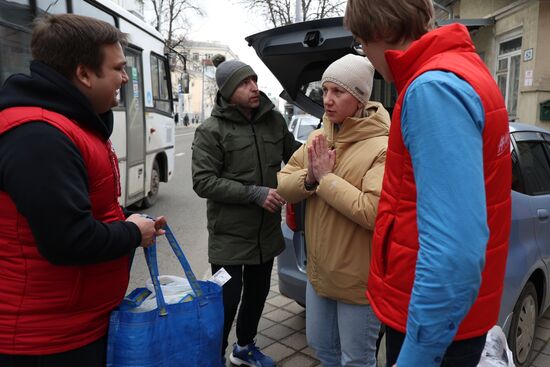 Сбор гуманитарной помощи для жителей Донбасса в Краснодаре