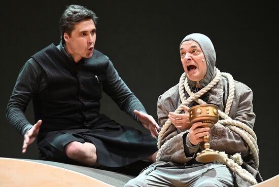 Спектакль "Эзоп" в РАМТе