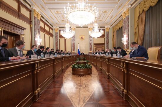 Премьер-министр РФ М. Мишустин провел заседание правительственной комиссии по повышению устойчивости экономики