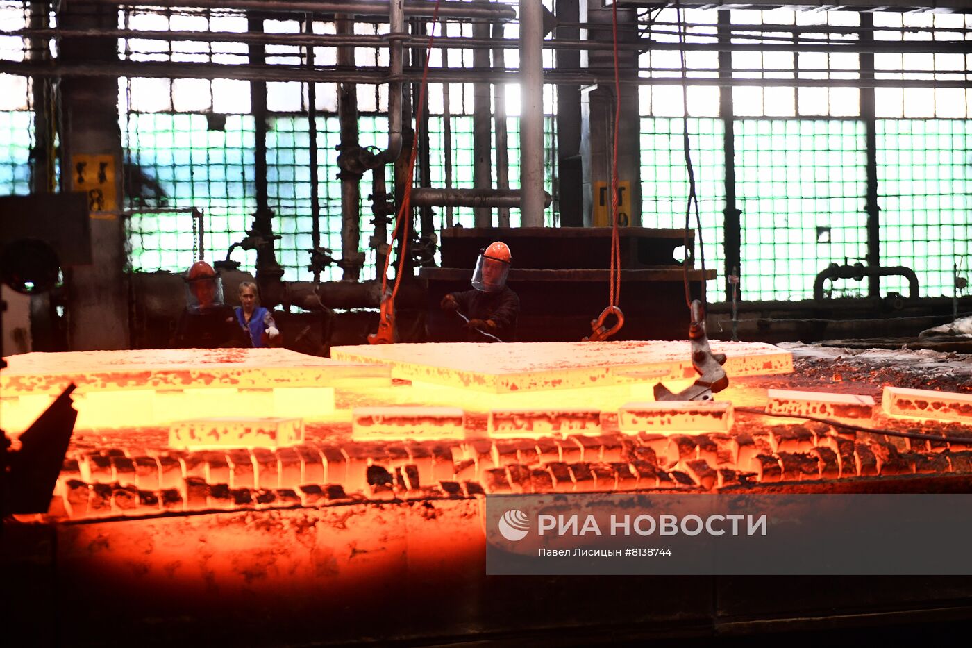 Уральский завод химического машиностроения в Екатеринбурге