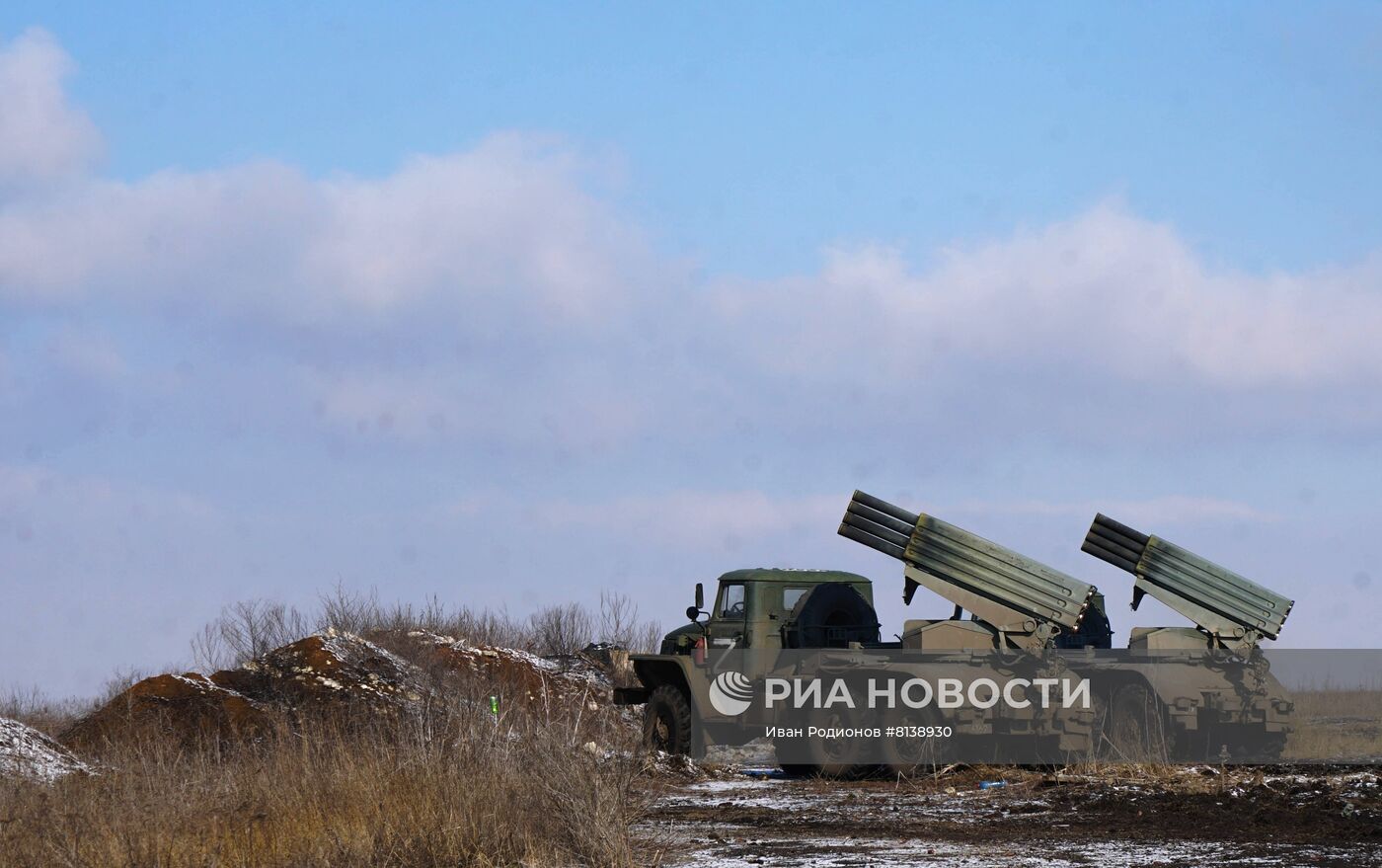 На окраинах Мариуполя продолжается спецоперация Народной милиции ДНР