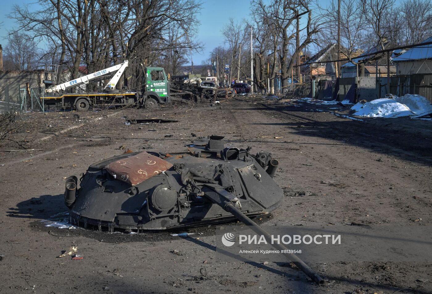 Над Волновахой поднят флаг ДНР