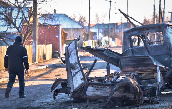 Над Волновахой поднят флаг ДНР