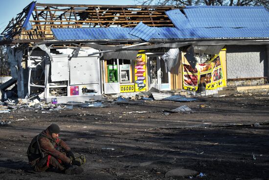 Над Волновахой поднят флаг ДНР