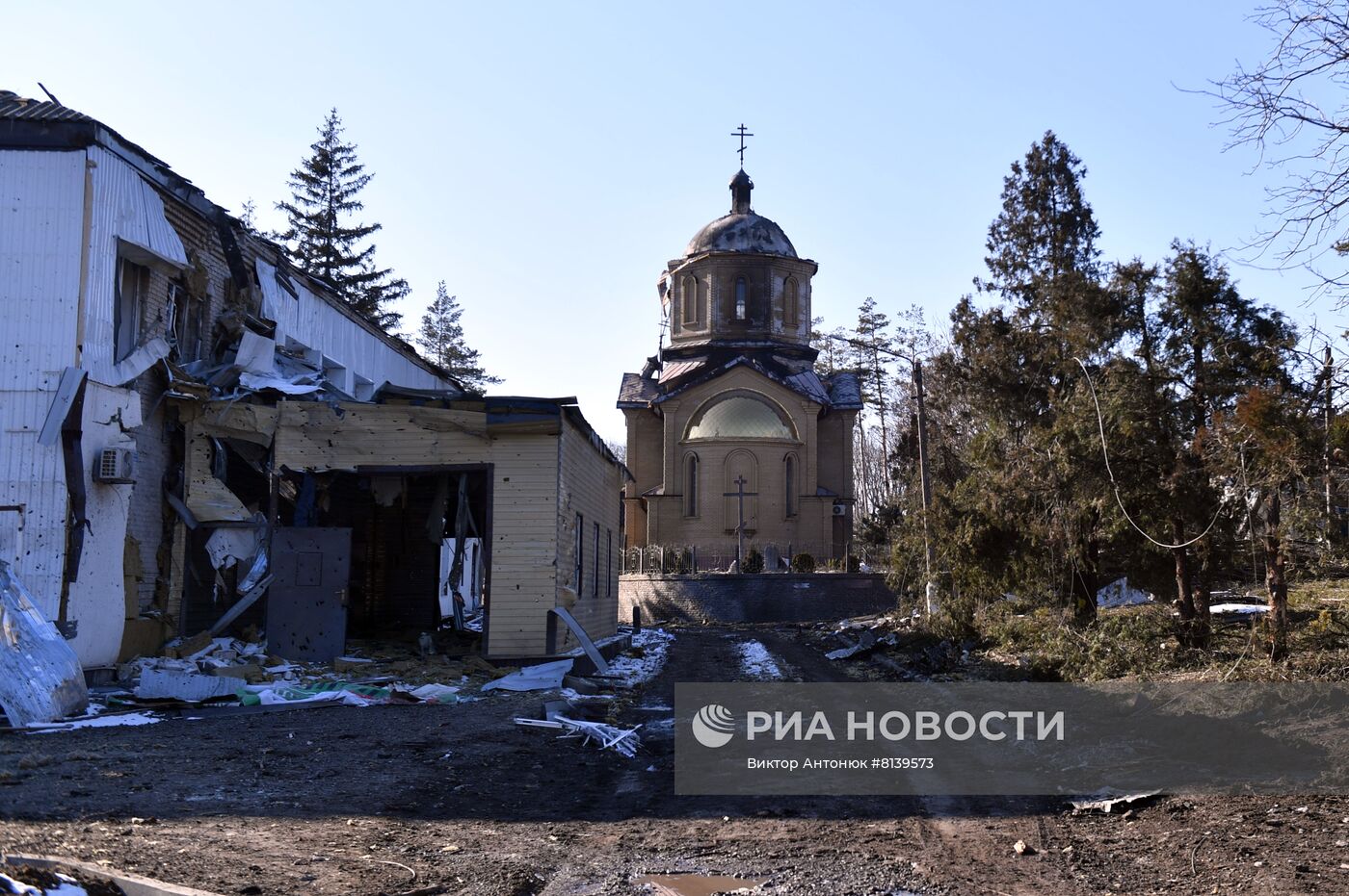 Над Волновахой поднят флаг ДНР