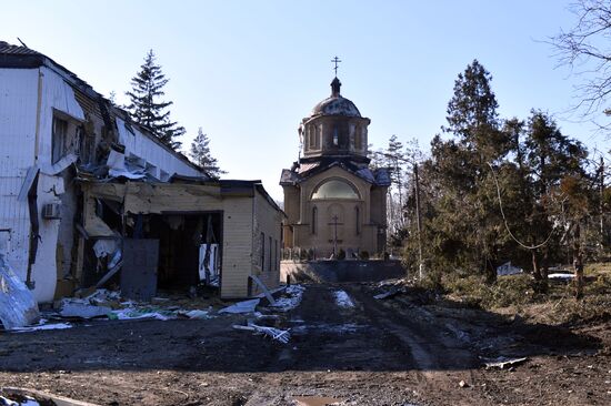 Над Волновахой поднят флаг ДНР