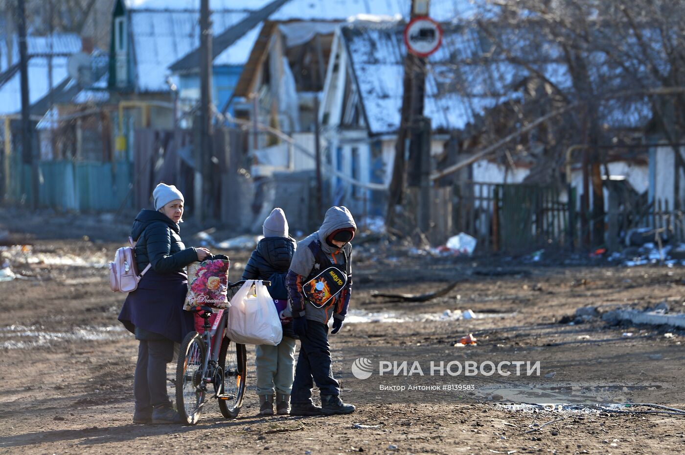 Над Волновахой поднят флаг ДНР