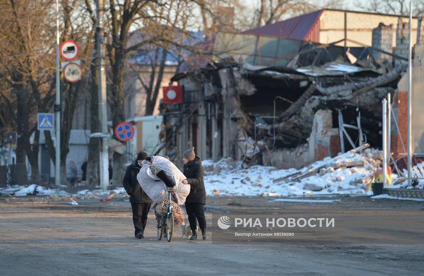 Над Волновахой поднят флаг ДНР