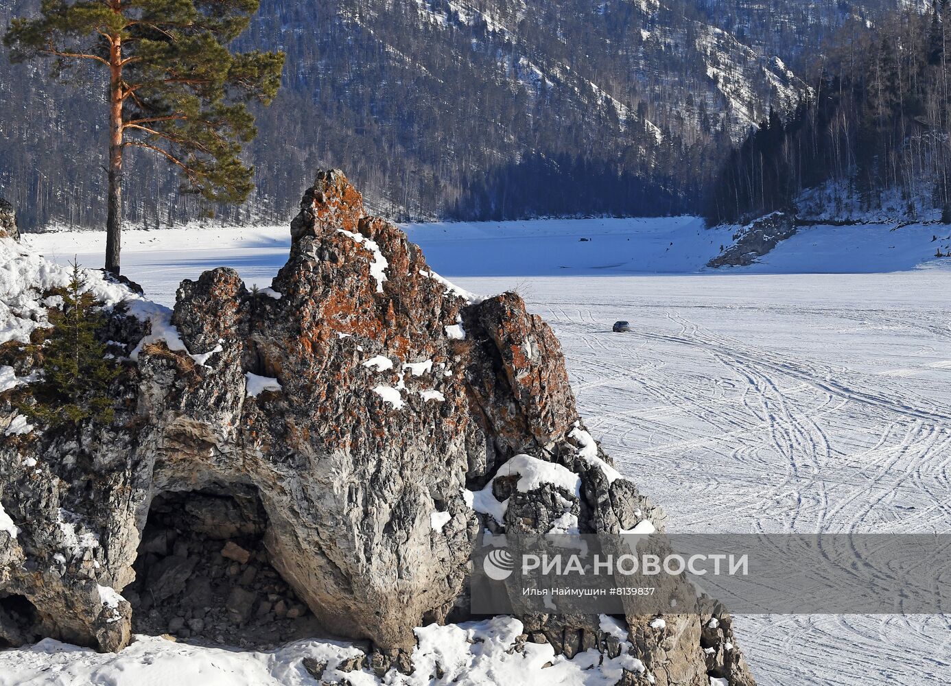 Отдых на Енисее в начале весны