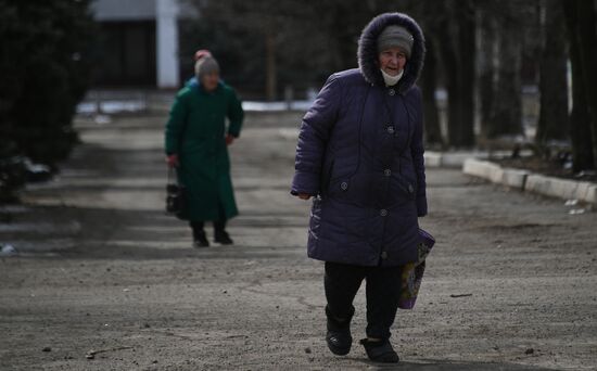 Налаживание мирной жизни в освобожденных населенных пунктах ДНР