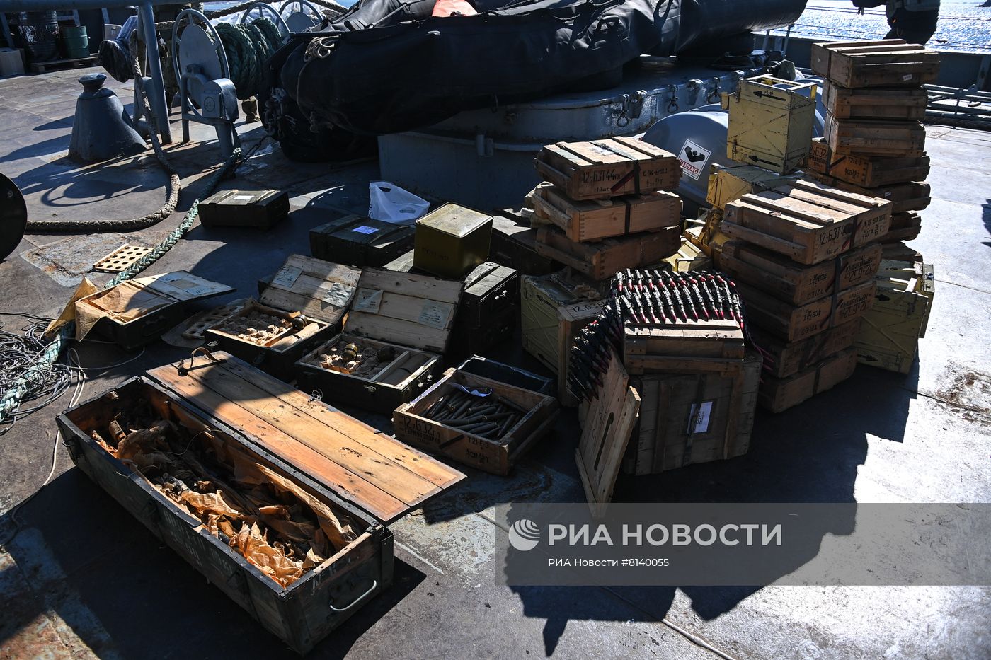 Российские военнослужащие взяли под контроль базу ВМС Украины в Бердянске