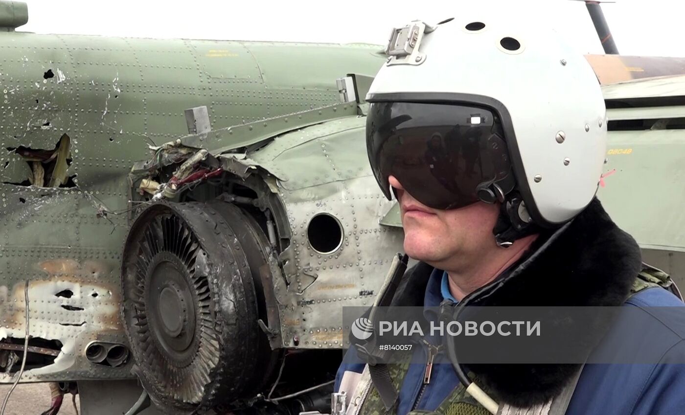 Летчик российского штурмовика СУ-25 посадил самолет после попадания в него ракеты