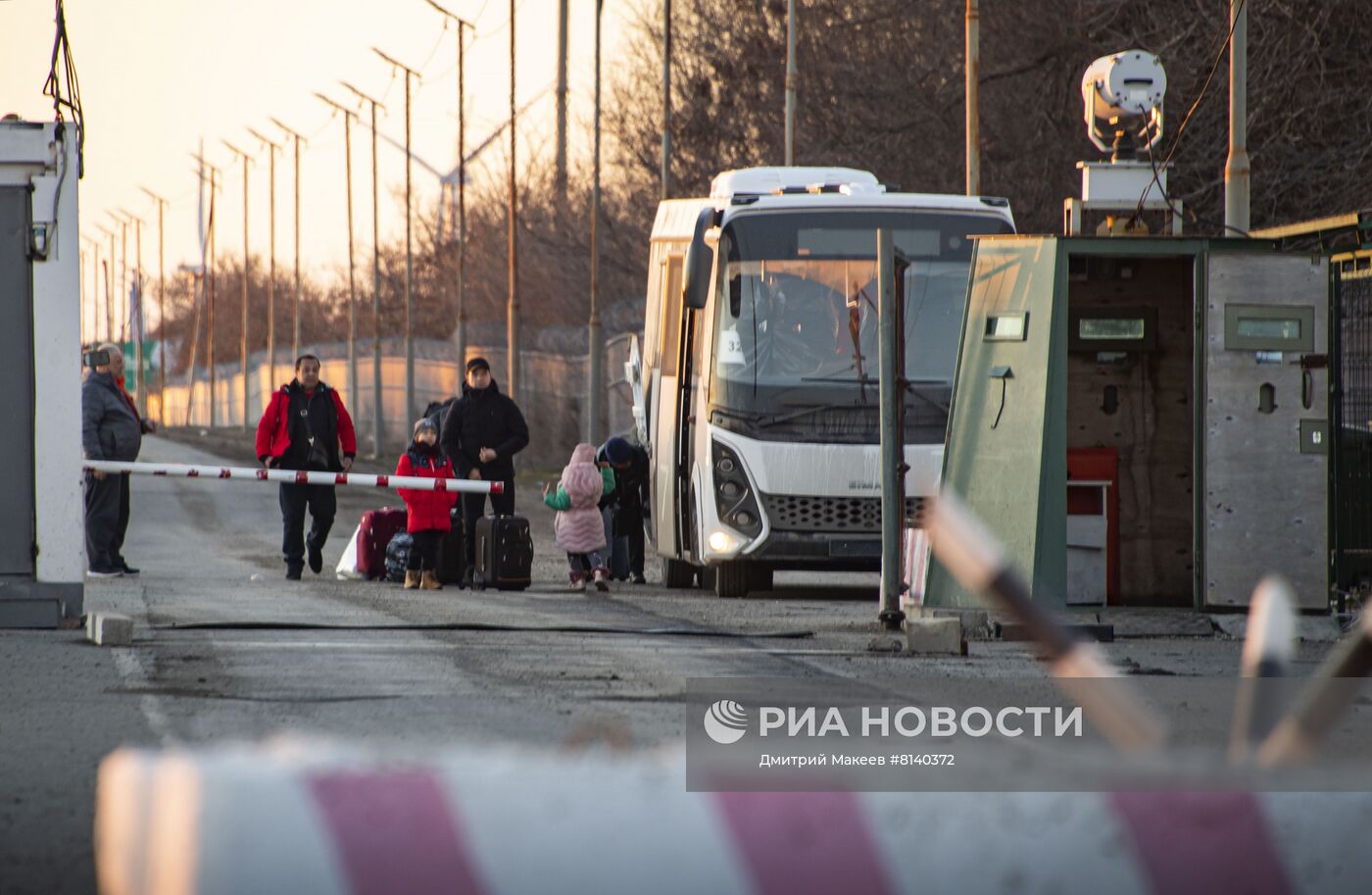 Эвакуация иностранных граждан из Херсонской области в Крым