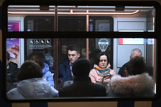 В Москве отменили масочный режим