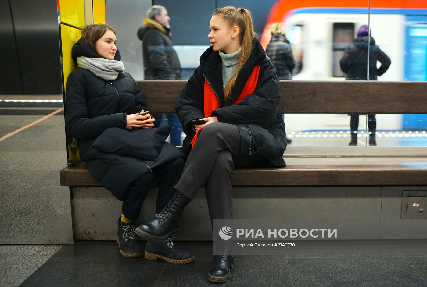 В Москве отменили масочный режим