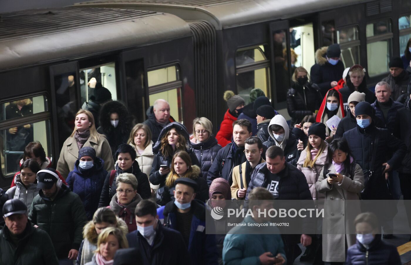 В Москве отменили масочный режим