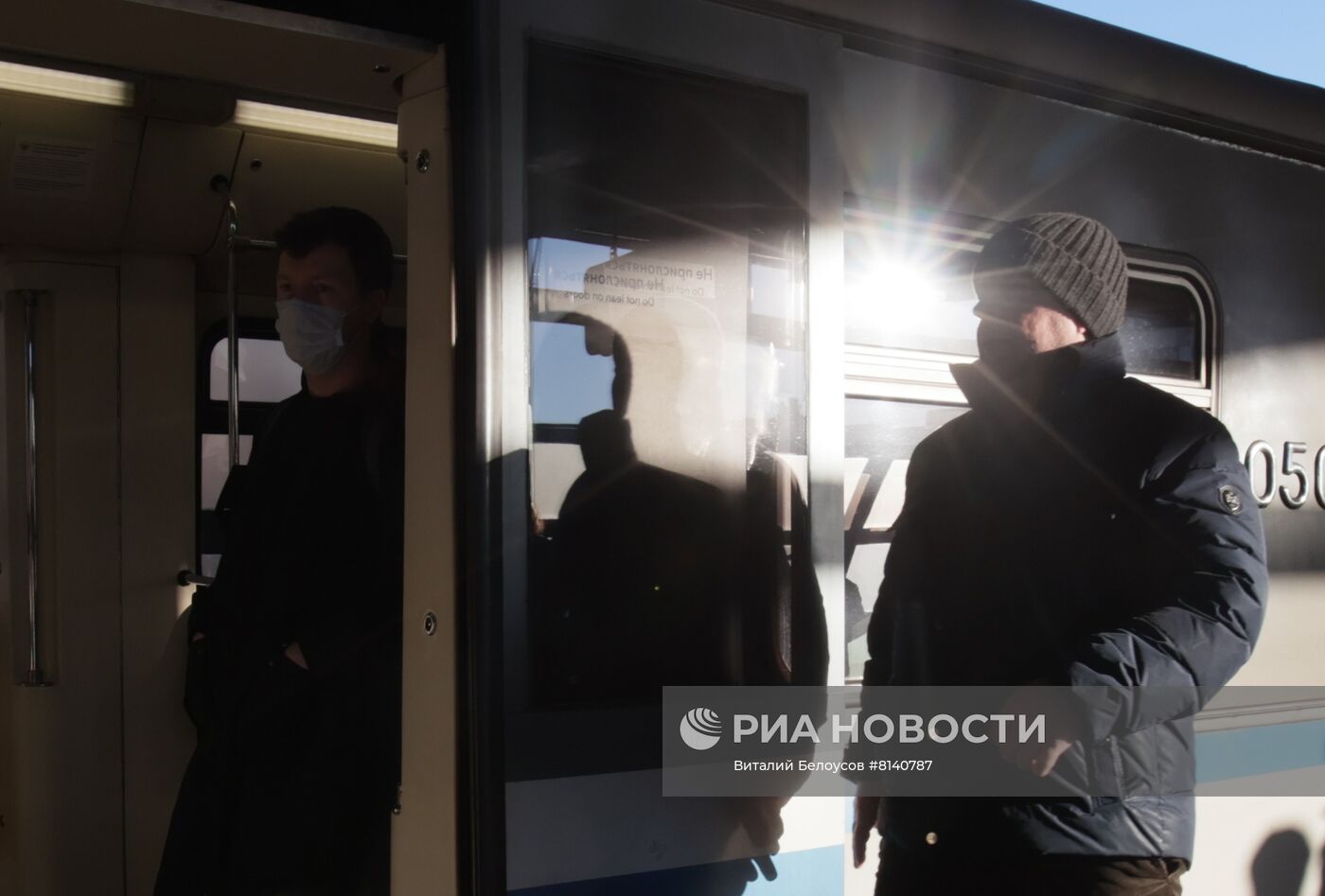 В Москве отменили масочный режим