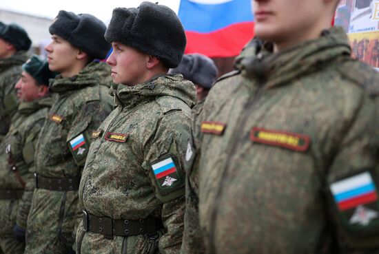 Отправление подразделений Железнодорожных войск ЮВО в Амурскую область для реконструкции железной дороги