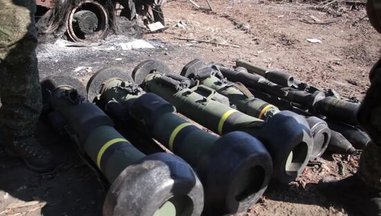 Военная техника западного производства, захваченная российскими десантниками на Украине