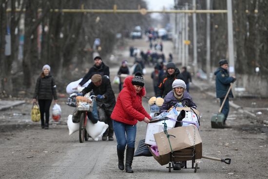 Волноваха возвращается к мирной жизни