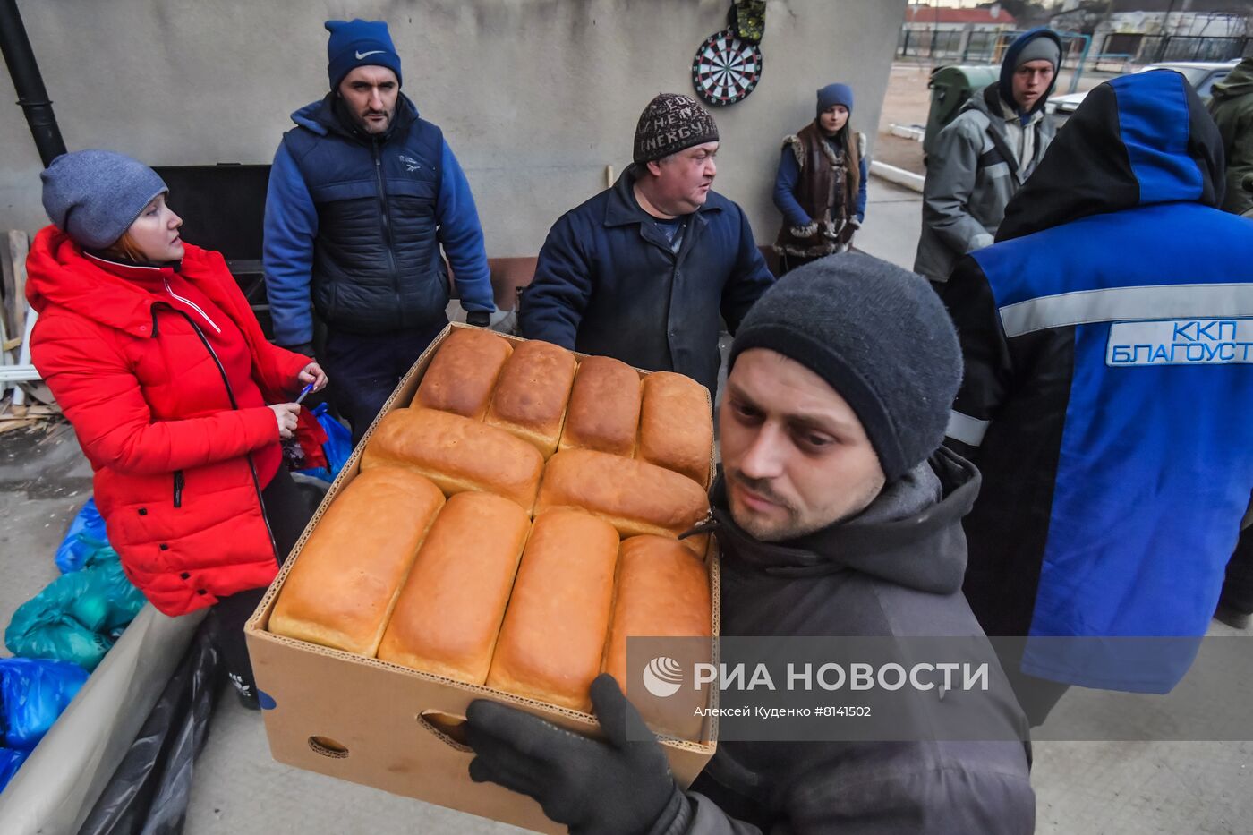 Общественная палата ДНР передала гумпомощь в пригороды Мариуполя