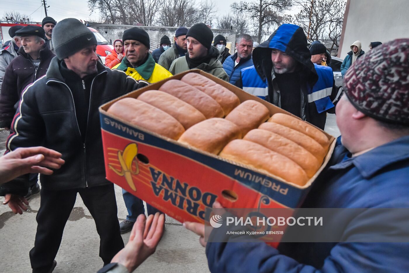 Общественная палата ДНР передала гумпомощь в пригороды Мариуполя