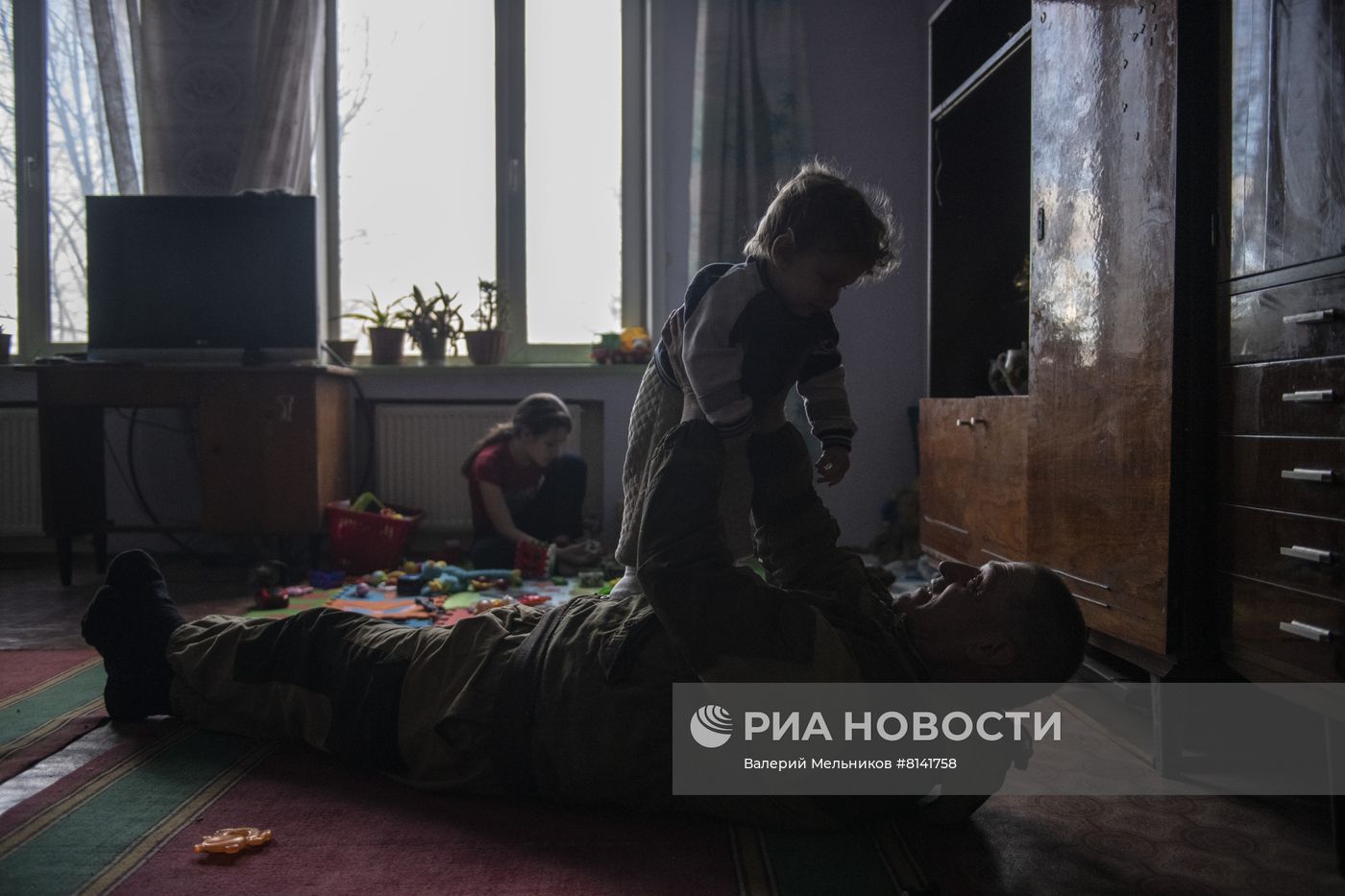 Воссоединение семьи на освобожденных Народной милицией ЛНР территориях