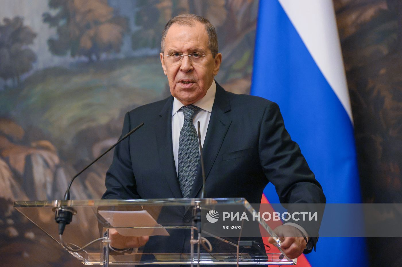 Встреча глав МИД РФ и ОАЭ С. Лаврова и А.Аль Нахайяна