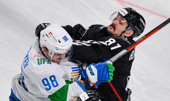 Хоккей. КХЛ. Матч "Трактор" - "Салават Юлаев"