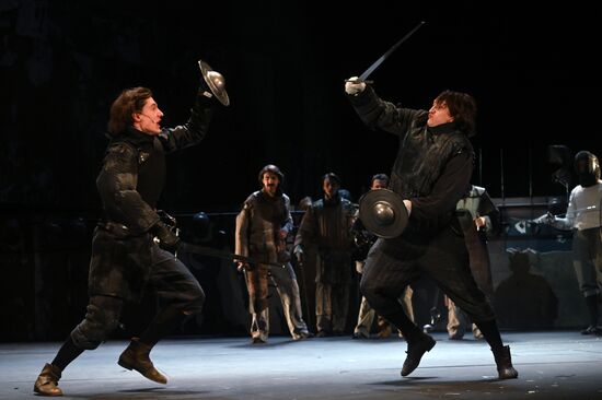 Спектакль "Сирано де Бержерак" в МХТ им. А.П. Чехова