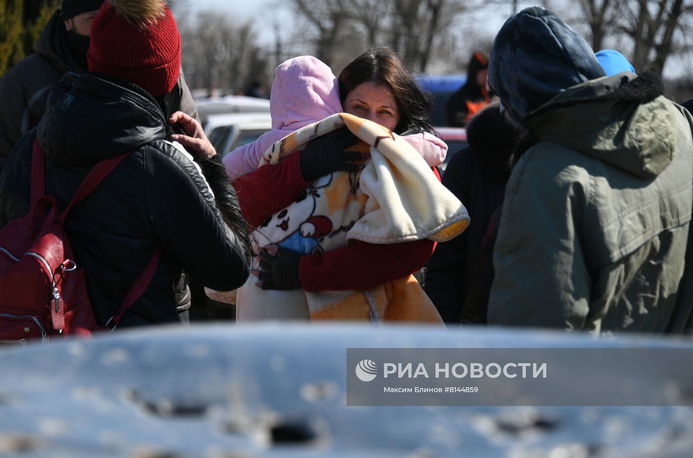 В селе Безыменное в ДНР продолжают принимать беженцев