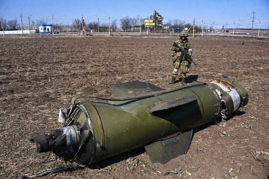 Сбитая баллистическая ракета "Точка-У" в Запорожской области