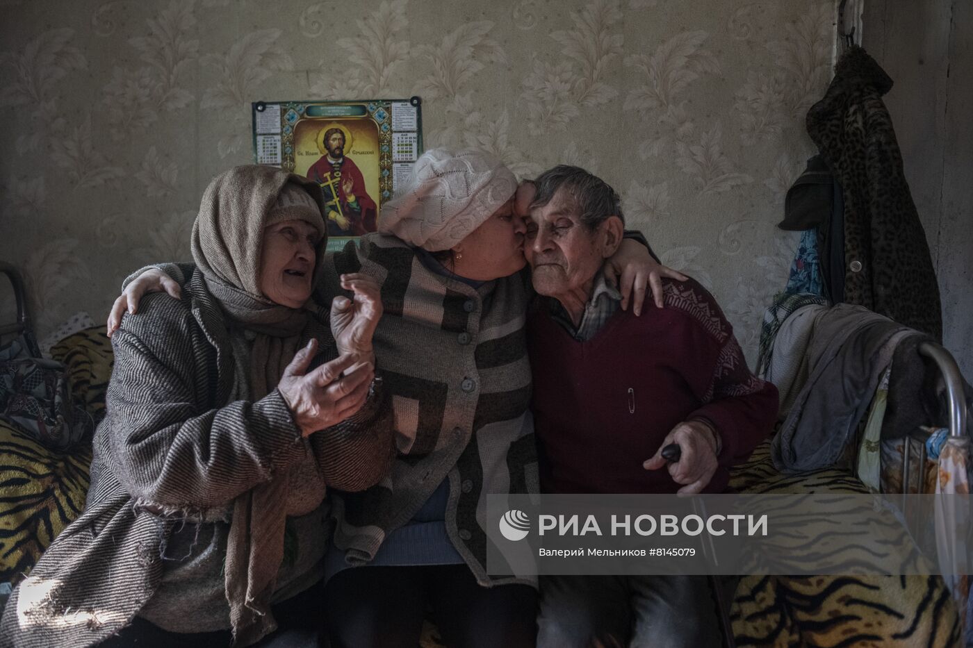 Воссоединение семьи на освобожденных Народной милицией ЛНР территориях