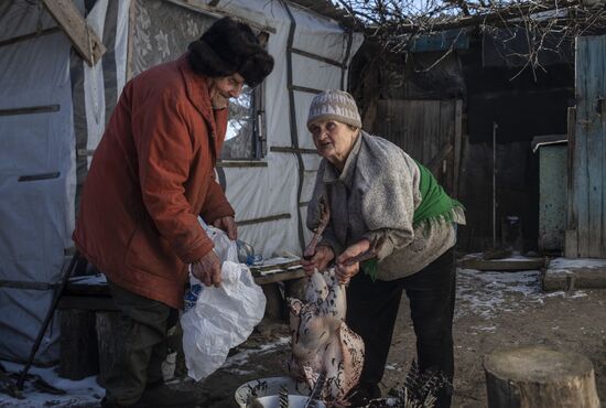 Воссоединение семьи на освобожденных Народной милицией ЛНР территориях